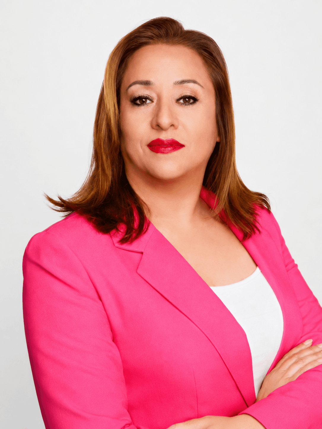 Hicela Huete, Director